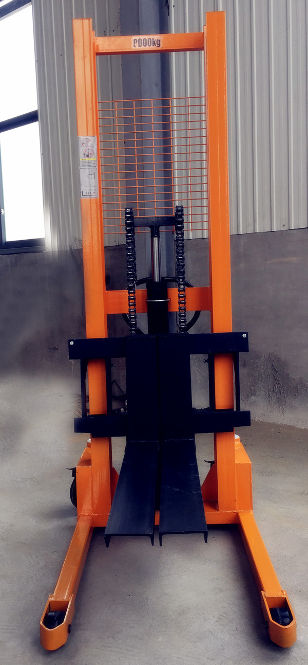 多功能1噸手動液壓搬運(yùn)車(加重加厚型)，廠家供應(yīng)-河北東圣吊索具制造有限公司-石材夾具_(dá)小型攪拌機(jī)_手動叉車_液壓堆高車