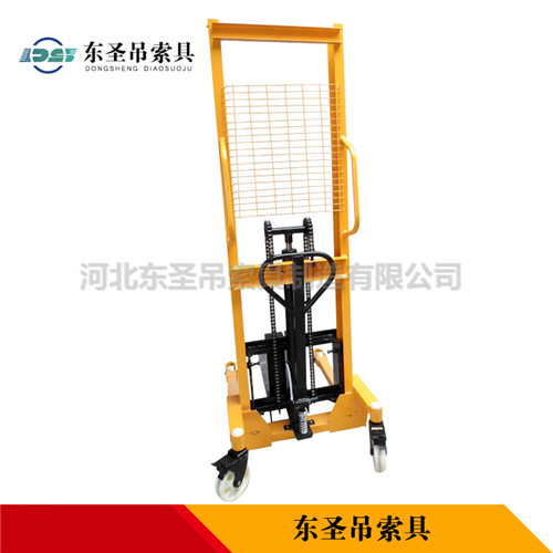 小型手動液壓堆高車各重要部件標(biāo)注闡述--河北東圣吊索具制造有限公司--小型攪拌機(jī)|石材夾具|液壓堆高車|手動叉車