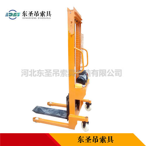 2噸手動(dòng)液壓叉車(chē)--河北東圣吊索具制造有限公司--液壓堆高車(chē)|手動(dòng)叉車(chē)|石材夾具|小型攪拌機(jī)