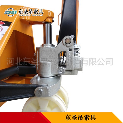 地牛搬運(yùn)叉車--河北東圣吊索具制造有限公司--手動叉車|液壓堆高車|小型攪拌機(jī)|石材夾具 地牛搬運(yùn)叉車--河北東圣吊索具制造有限公司--手動叉車|液壓堆高車|小型攪拌機(jī)|石材夾具